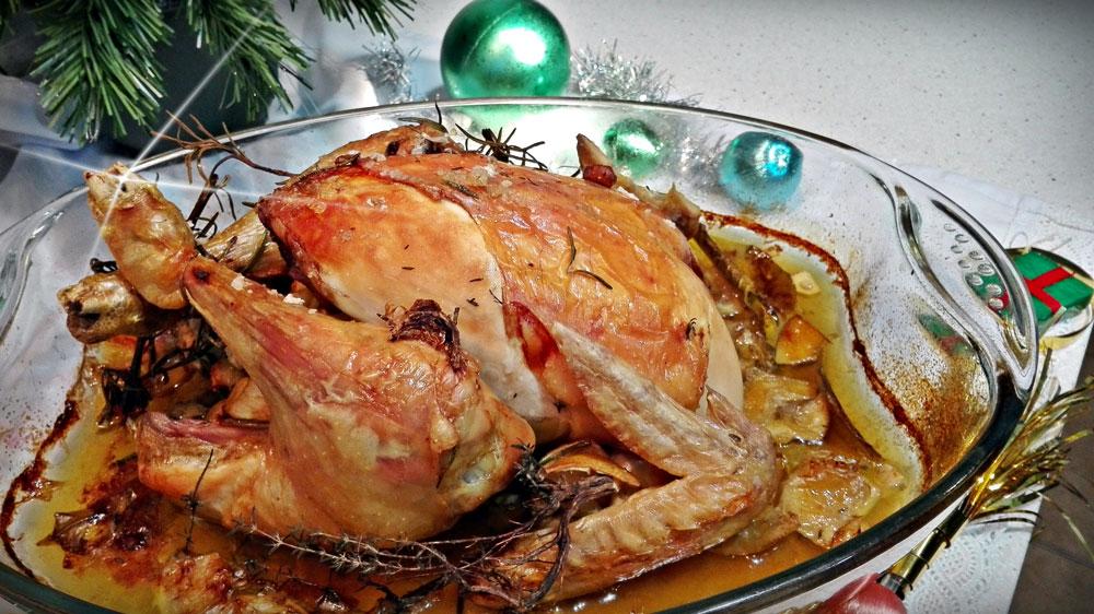 pollo-asado-relleno-con-manzana-y-castanas