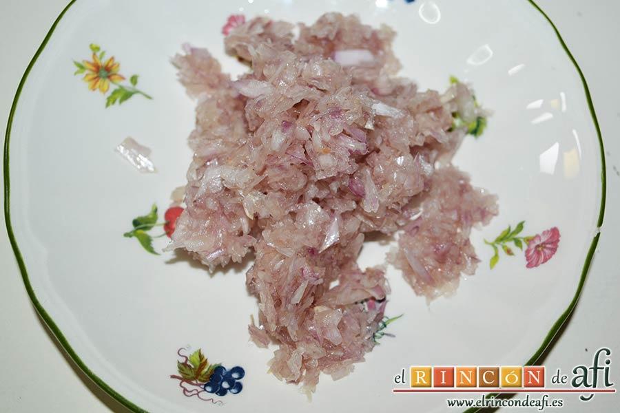 Solomillo de ternera con salsa de brandy, triturarlas hasta dejarlas pequeñitas