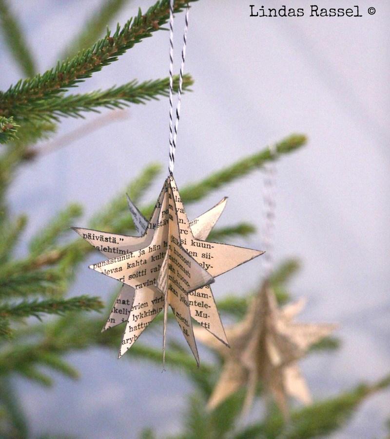 estrellas hechas con papel de periódico