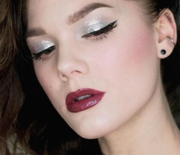 maquillaje plateado
