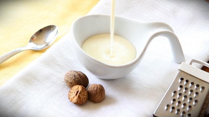 Receta y origen de la salsa bechamel