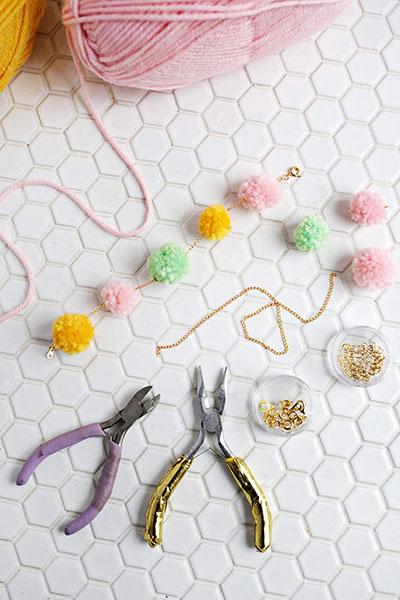 diy-pompon