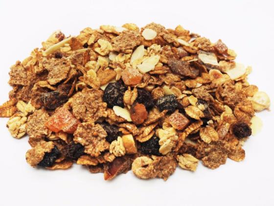 cereal integral, granola y pasas