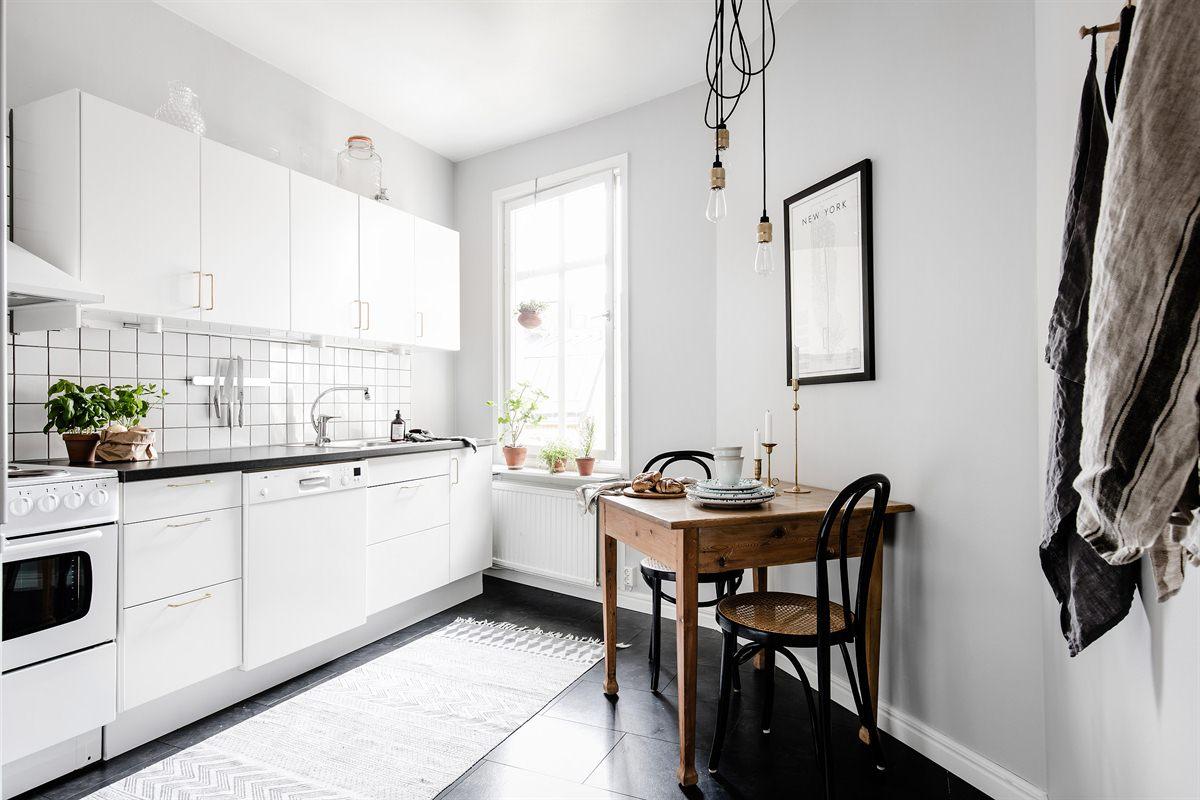 Guía_rápida_para_una_iluminación_perfecta_consejos_deco-tips_decoración_espacio_office_cocina