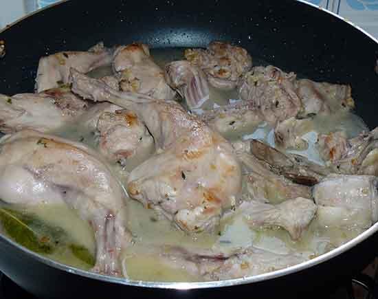 conejo en salsa