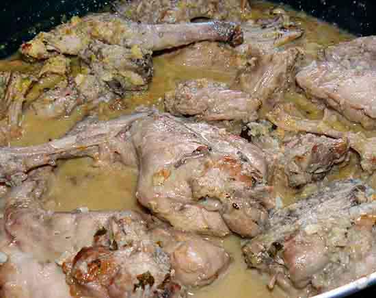 conejo en salsa