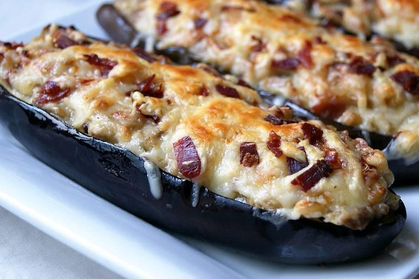 Berenjenas rellenas de champiñón y queso