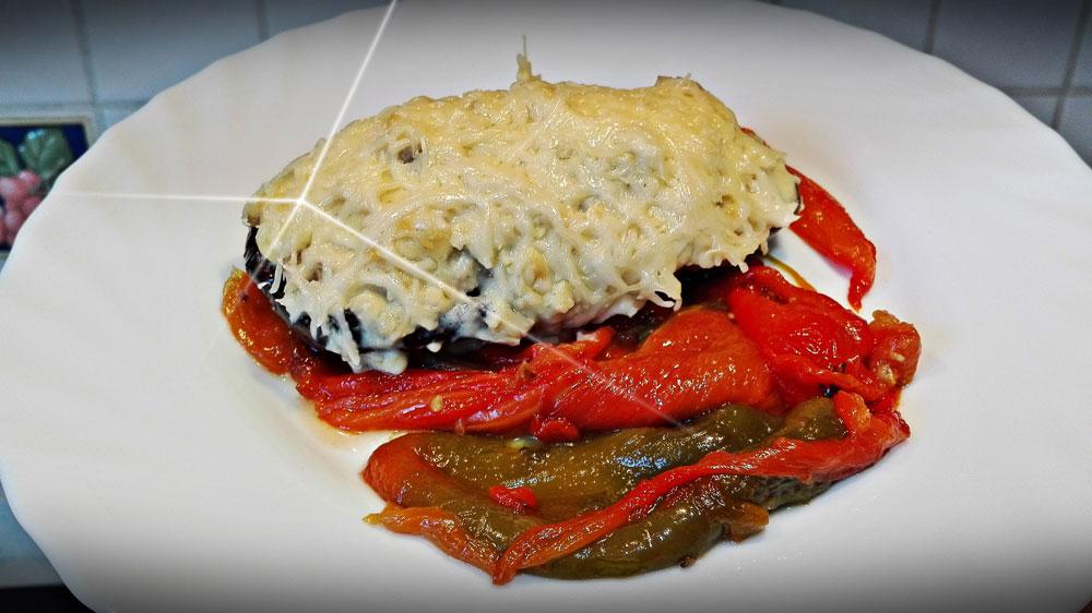 Receta berenjenas rellenas con carne y pimientos