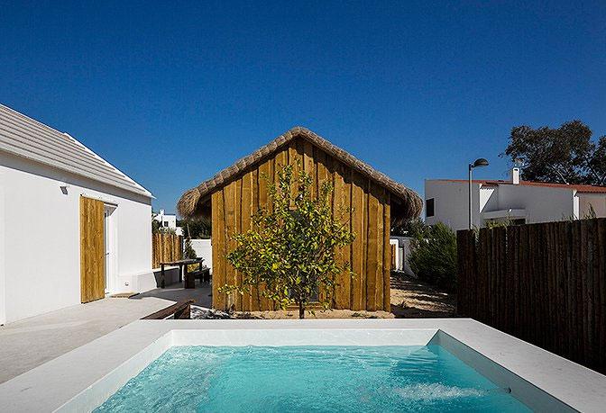 white_housecabin_portugal_3
