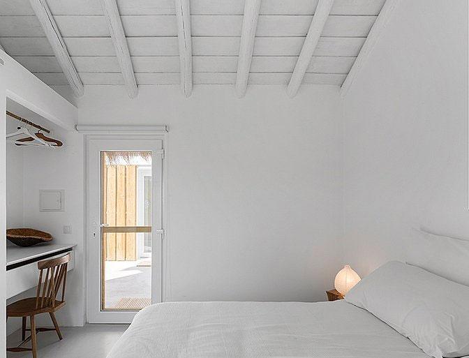 white_housecabin_portugal_18