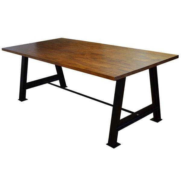 Mesa de hierro y sobre de madera