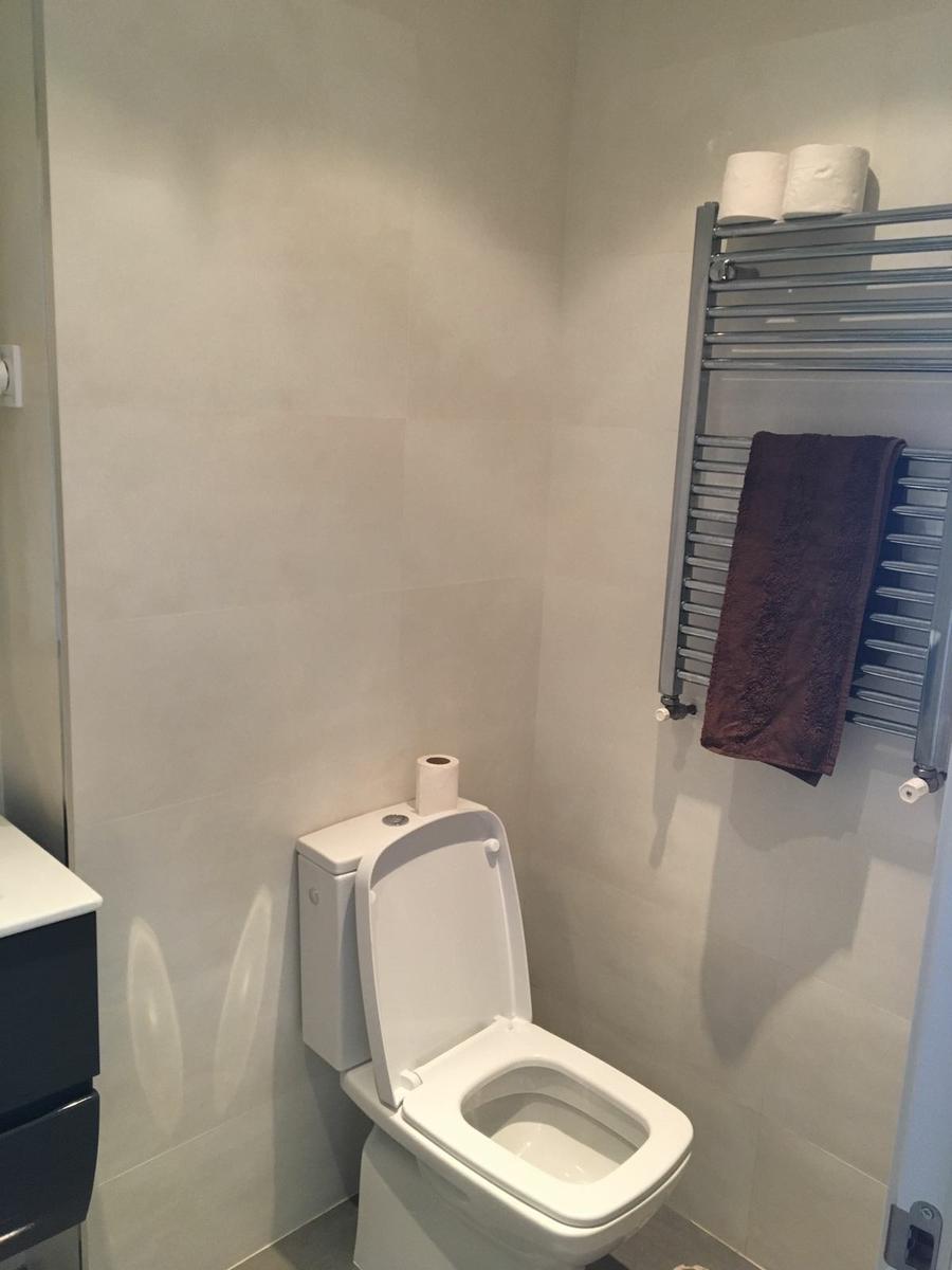 Otra vista del baño