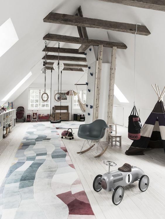 Trucos_decoración_espacios_infantiles_más_seguros_decoinspiración_espacio_juegos_alfombra_protección