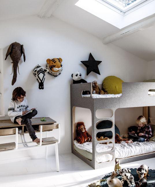 Trucos_decoración_espacios_infantiles_más_seguros_decoinspiración_litera_folrada