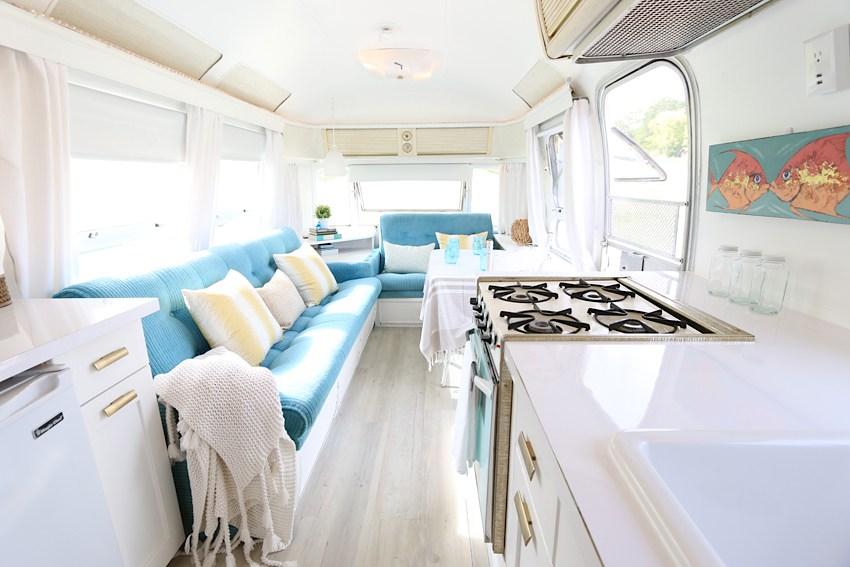 Viviendo con lo mínimo: campers y camiones