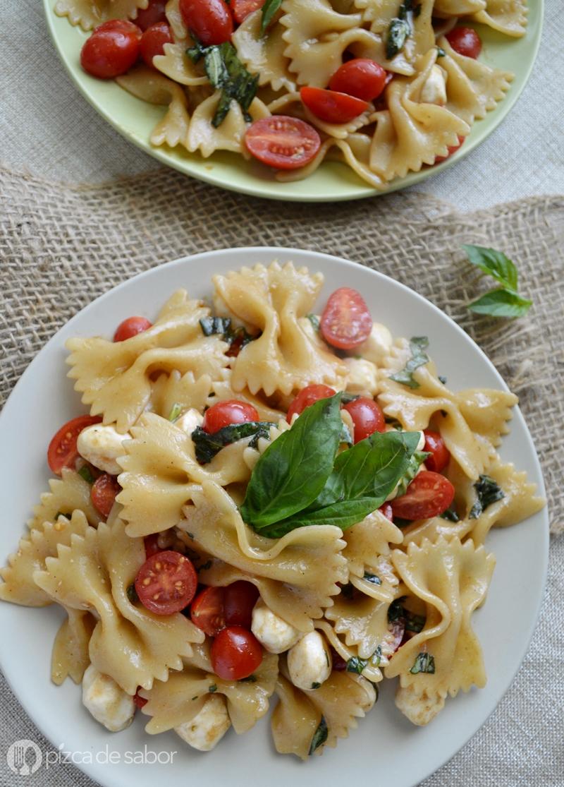 Ensalada-de-pasta-caprese-2