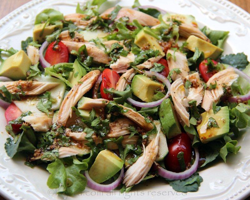 Ensalada-de-verduras-y-pollo