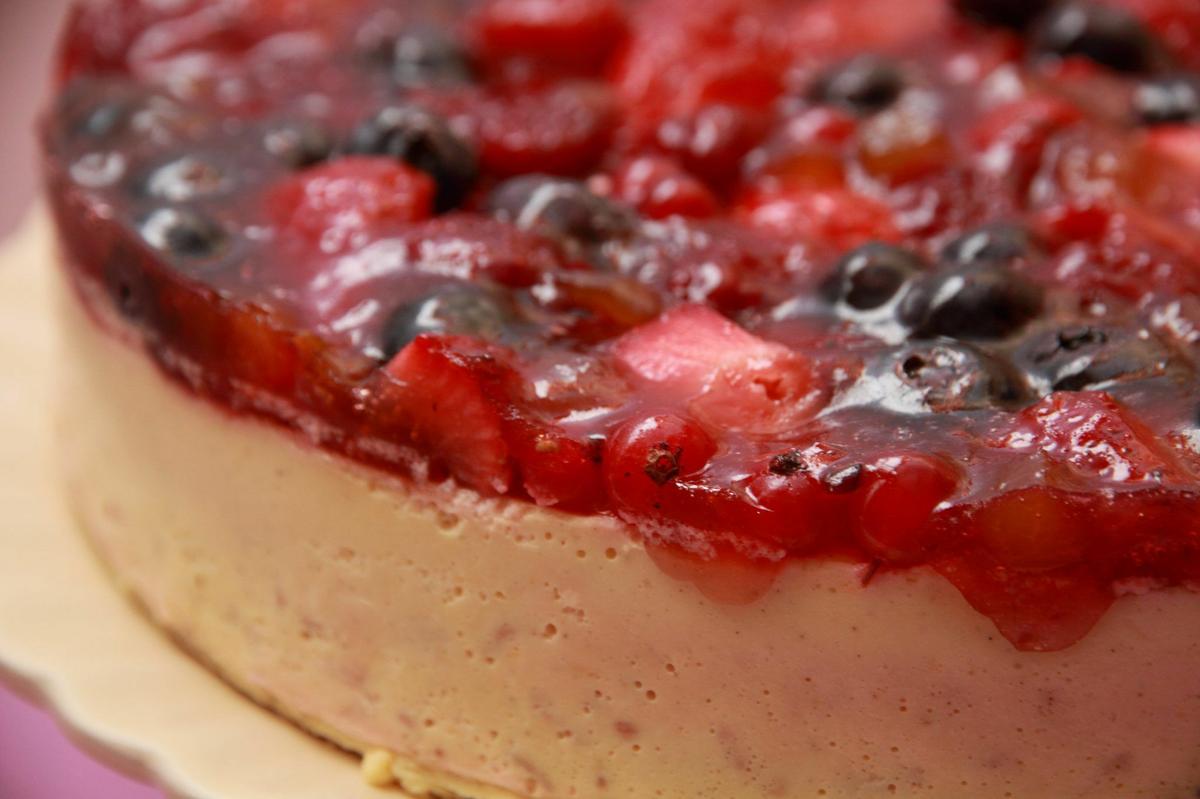 Tarta de arroz y frutas del bosque
