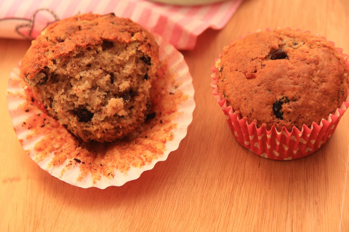 muffins con arándanos y chocolate