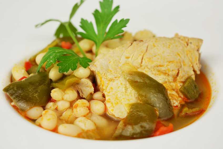 Receta alubias blancas con atun