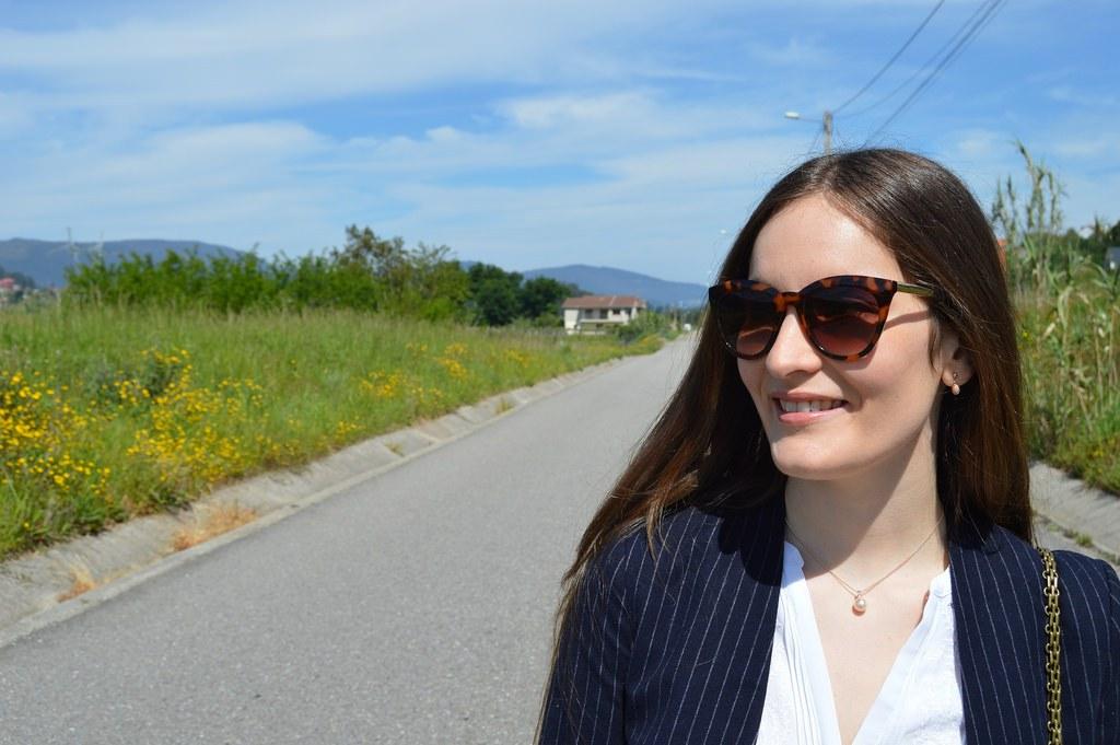 look-blazer-clásica-raya-diplomática-luz-tiene-un-blog (11)
