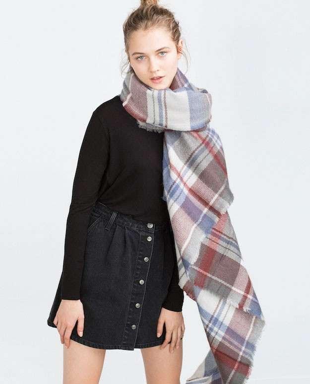 zara-bufanda-larga-cuadros.jpg