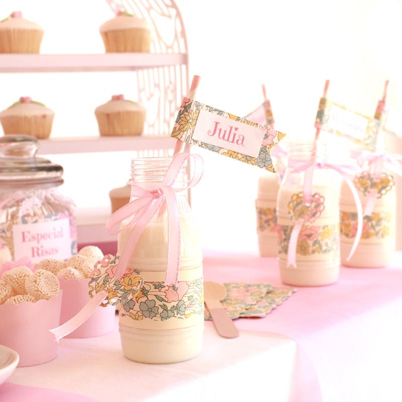 botellitas de plástico decoradas para comuniones
