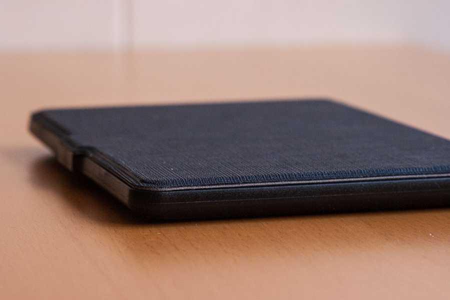 Tsing Funda Kindle Paperwhite - detalle acabados