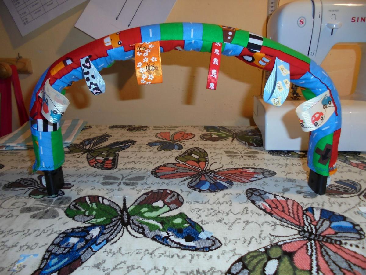 Funda con tiras para reposabrazos