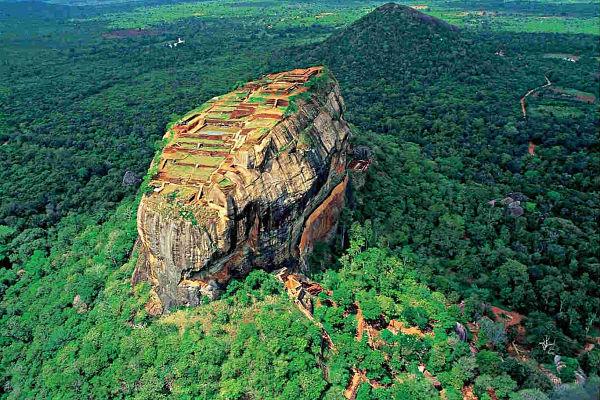 Roca del León Que Ver En Sri Lanka.
