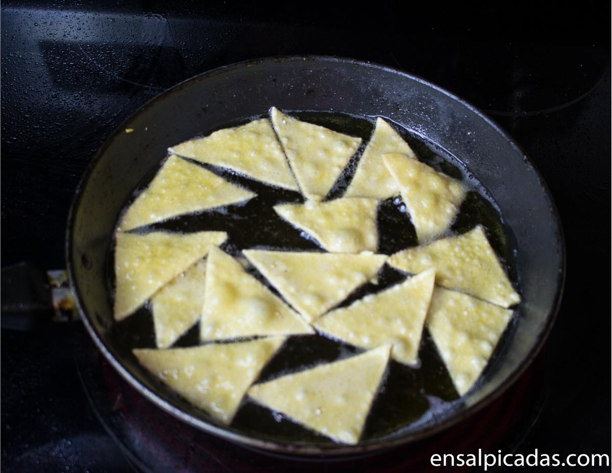 Receta de Salsa de Aguacate y Mango estilo oriental.