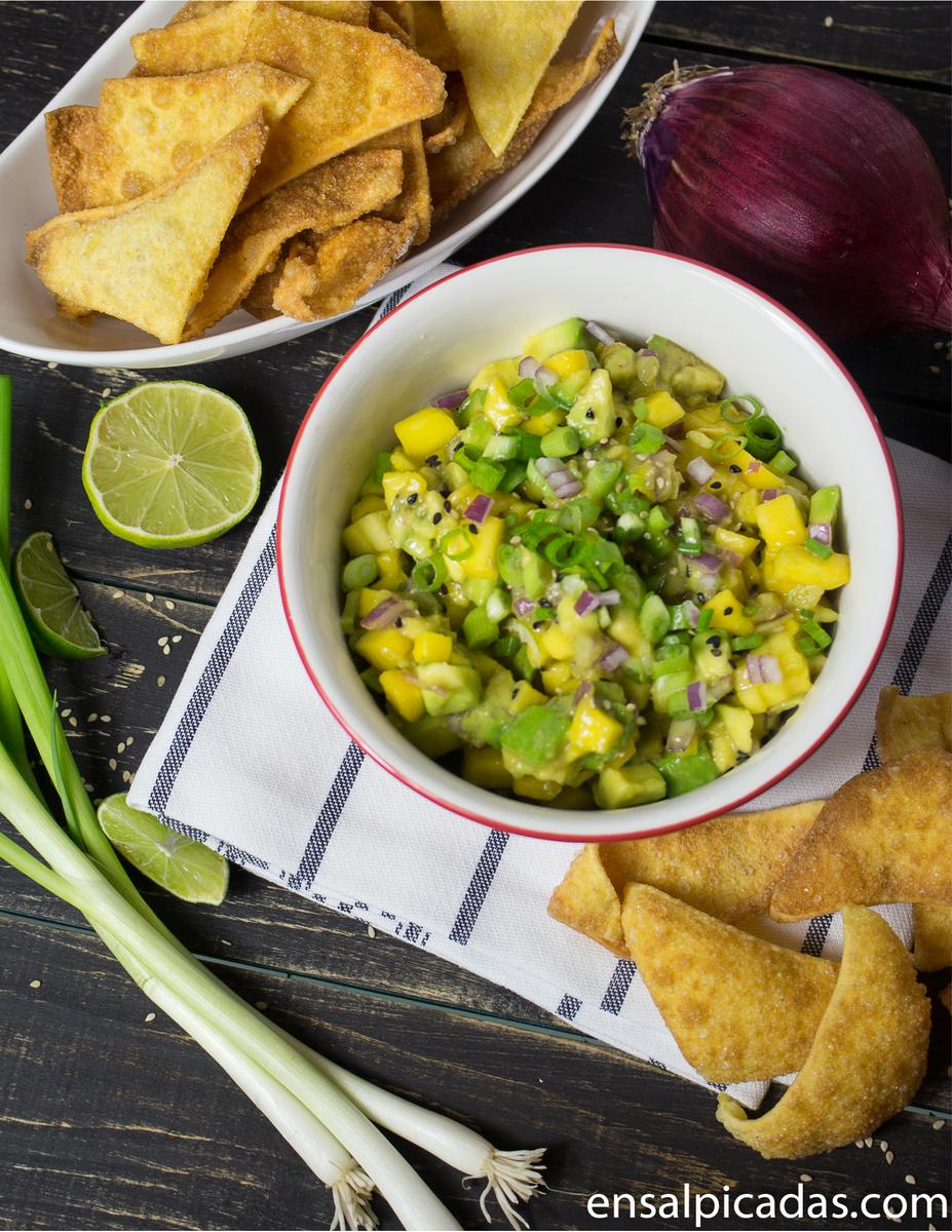 Receta de Salsa de Aguacate y Mango estilo oriental.