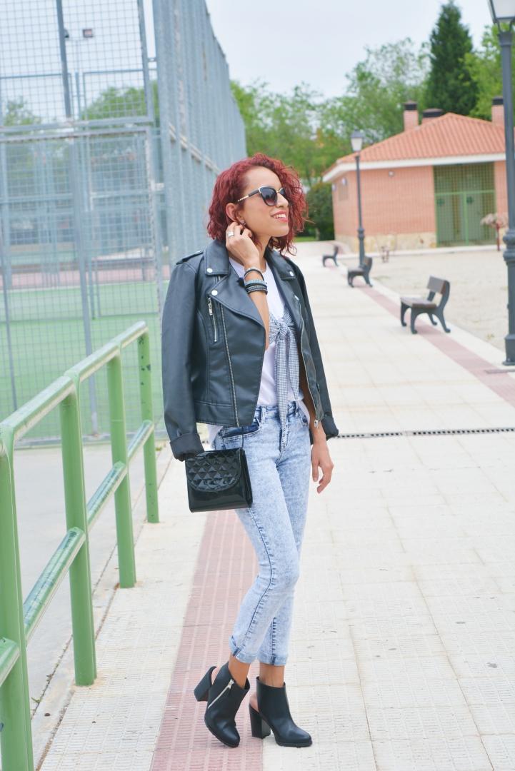 Look casual con camiseta blanca