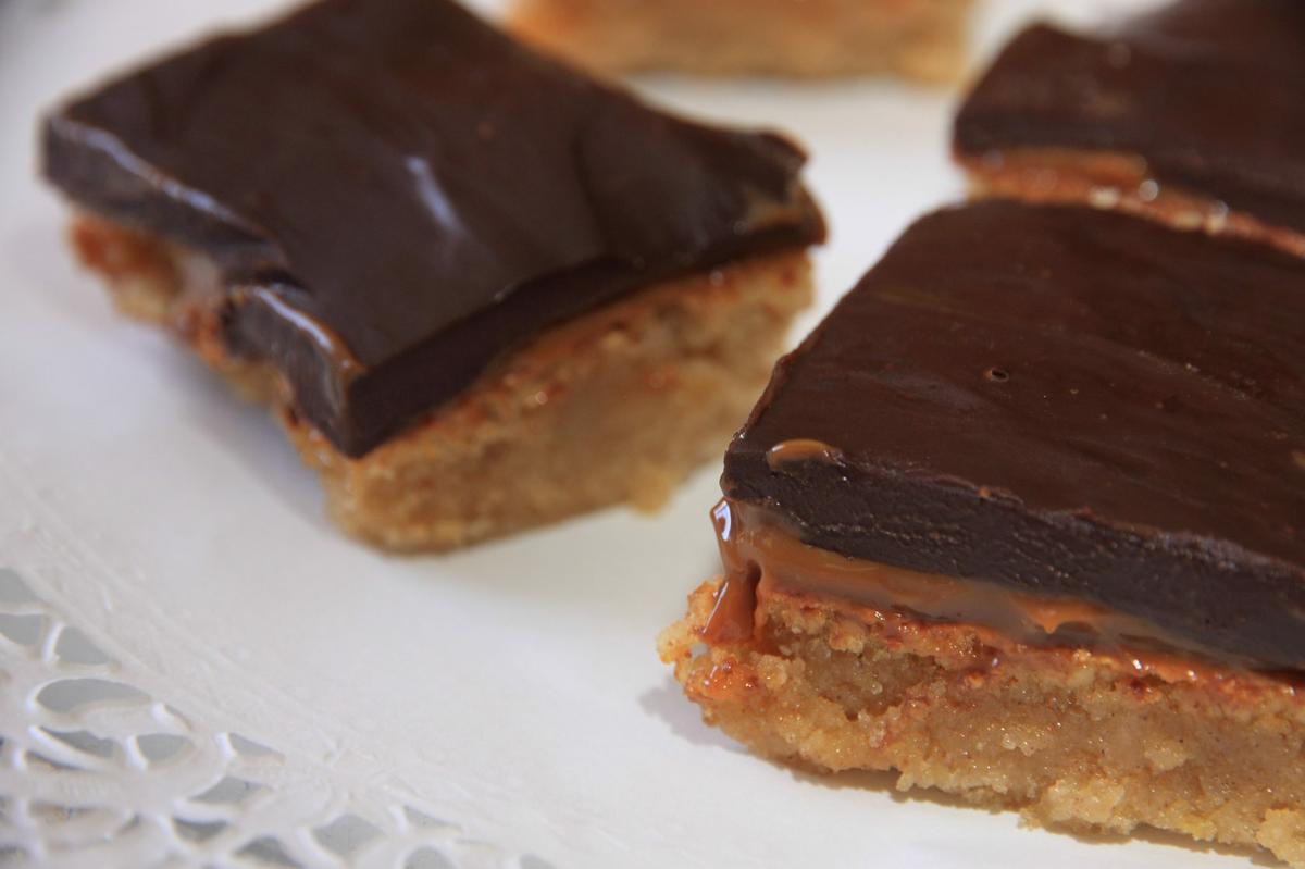 Pastel de chocolate y dulce de leche