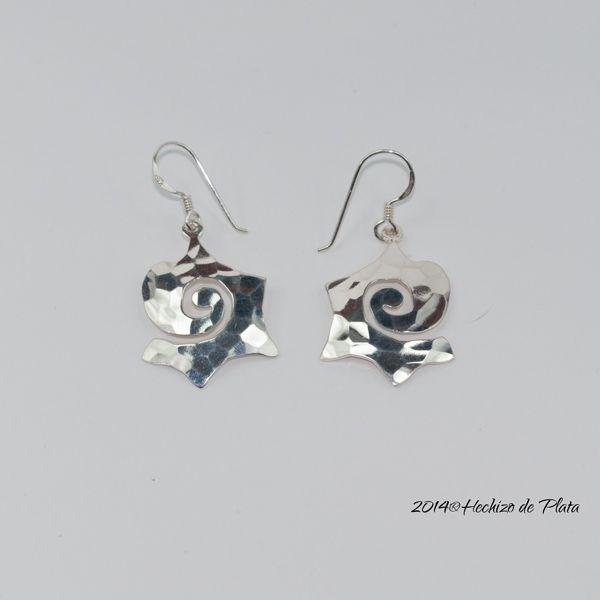 Pendiente de plata caracola de Hechizo de Plata joyería de plata