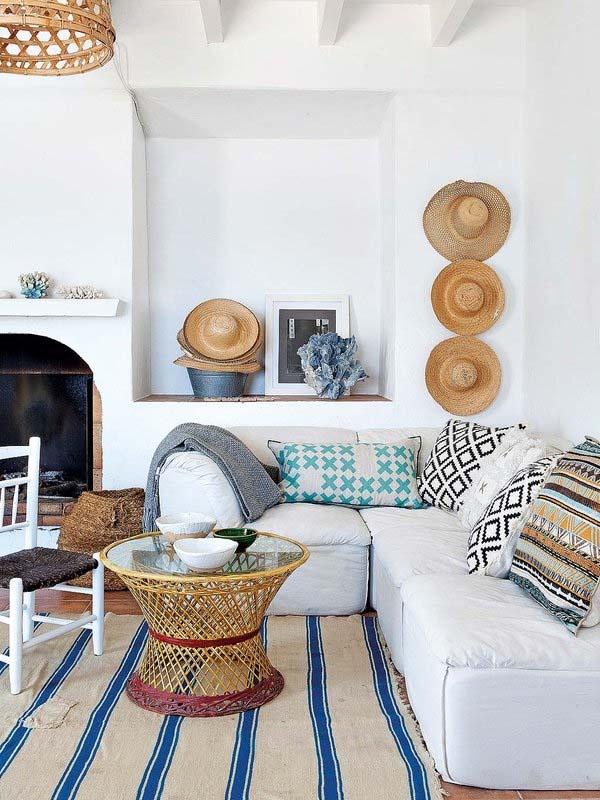 Las_claves_del_estilo_Mediterráneo_decoinspiración_salón_mezcla_estampados_textiles