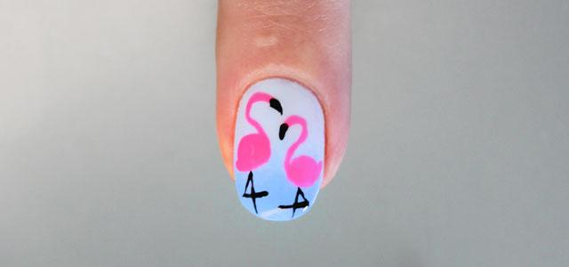 uñas decoradas con flamencos rosas paso a paso
