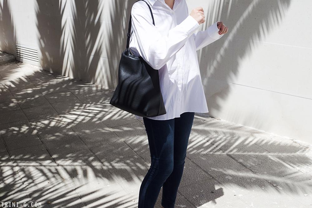 Trini | The Row shirt Manolo Blahnik slides