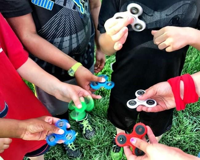 fidget spinner juguete para ninosque es fidget spinner sirve como juguete para niños