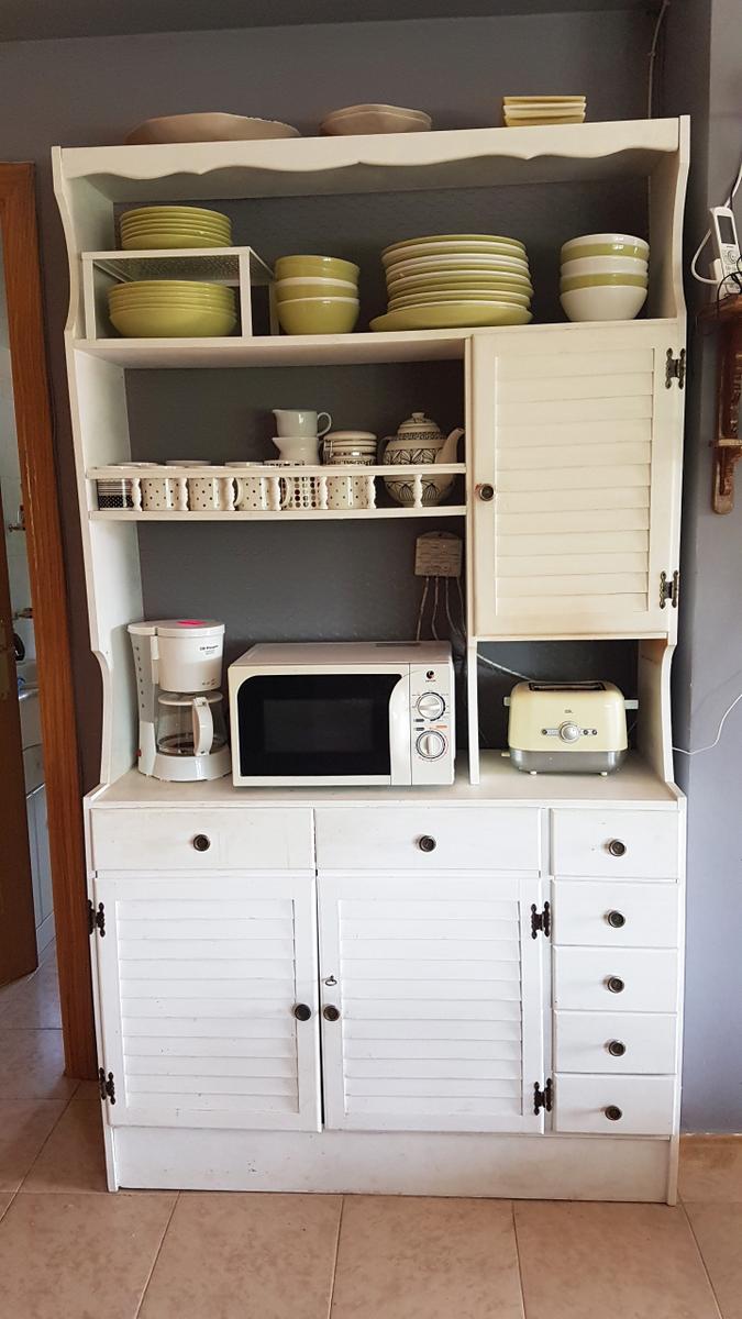 mueble reciclado - Paso 3 - Malla de gallina para la trasera