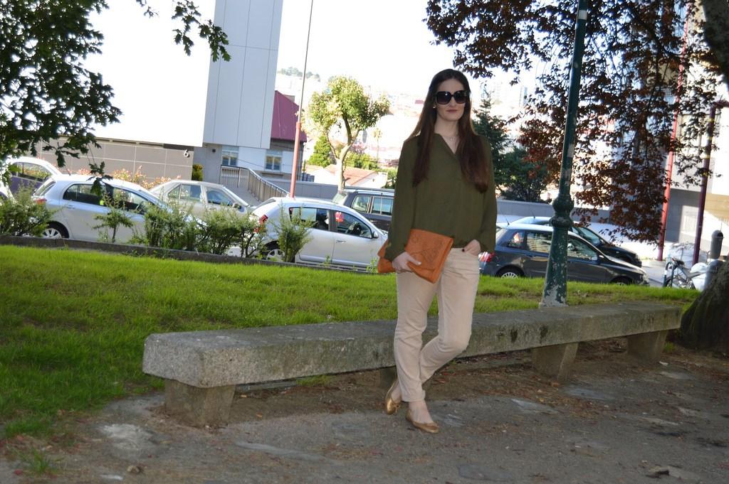 KHAKI-BLUSA-LOOK (3)