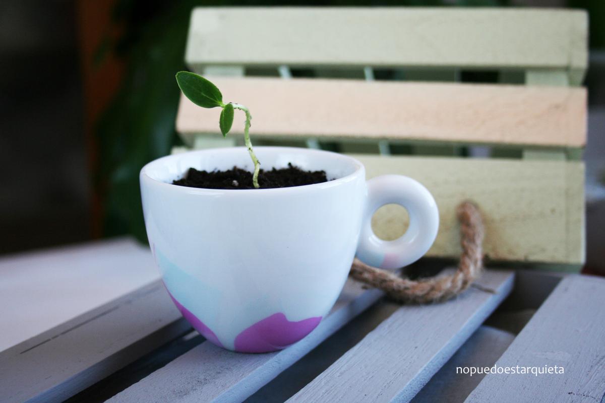 Marmoleado con pintauñas. Decorar tazas. Maceteros.