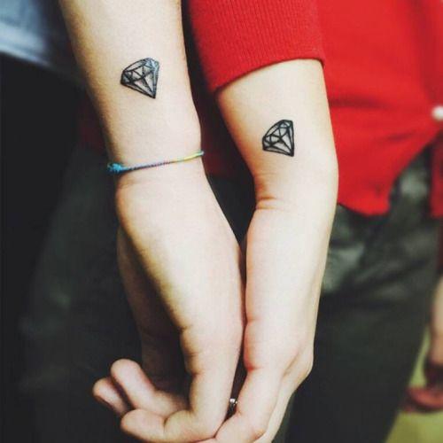 tatuaje pequeño parejas
