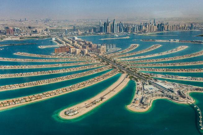 Isla artificial en forma de palmera Dubai