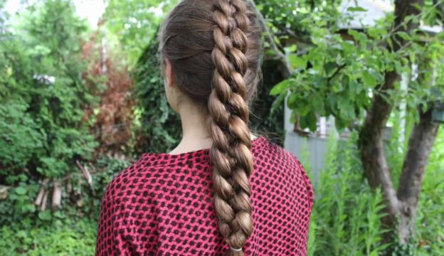 Cómo hacer peinados con trenzas de moda