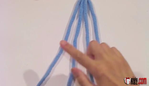cómo hacer una trenza fácil de cuatro cabos