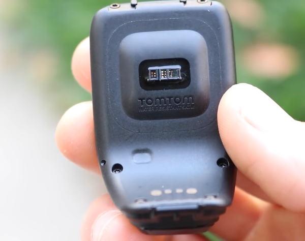 tomtom-spark-3-music-sensor-optico