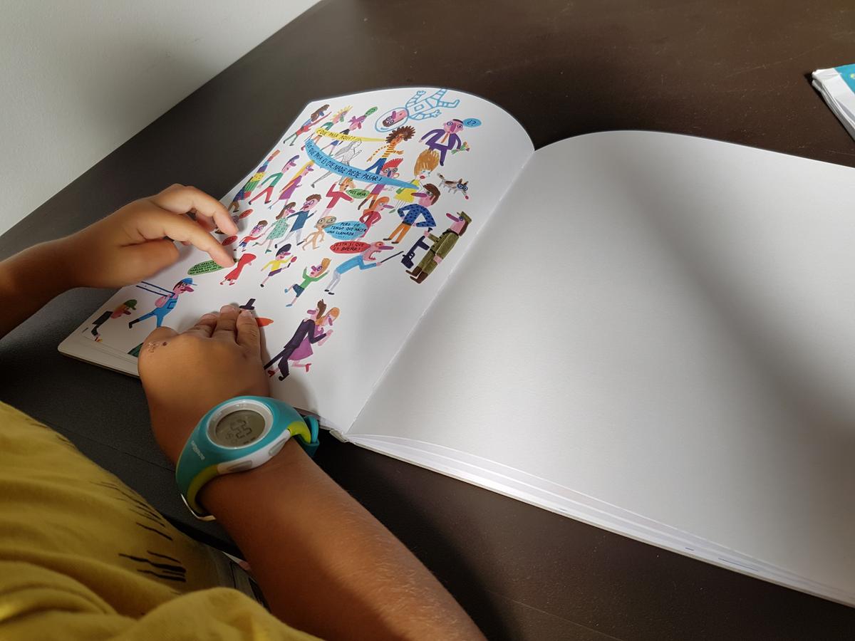 leyendo los bocadillos, normas absurdas