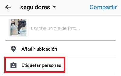 etiquetar más de una persona