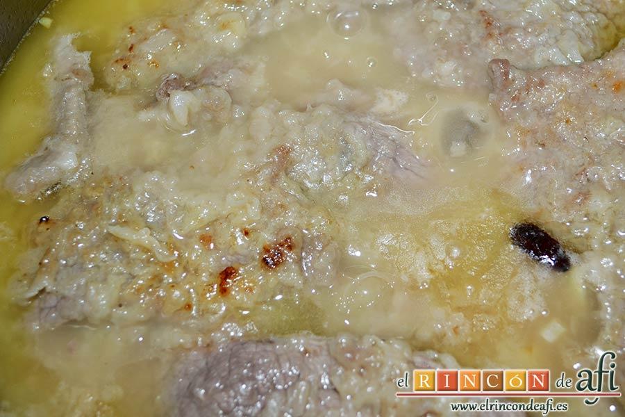 Filetes de ternera al cava, cocer hasta que pasen esos 10 minutos
